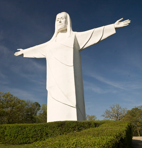 eureka springs arkansas christ of the ozarks statue