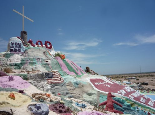 calipatria california salvation mountain